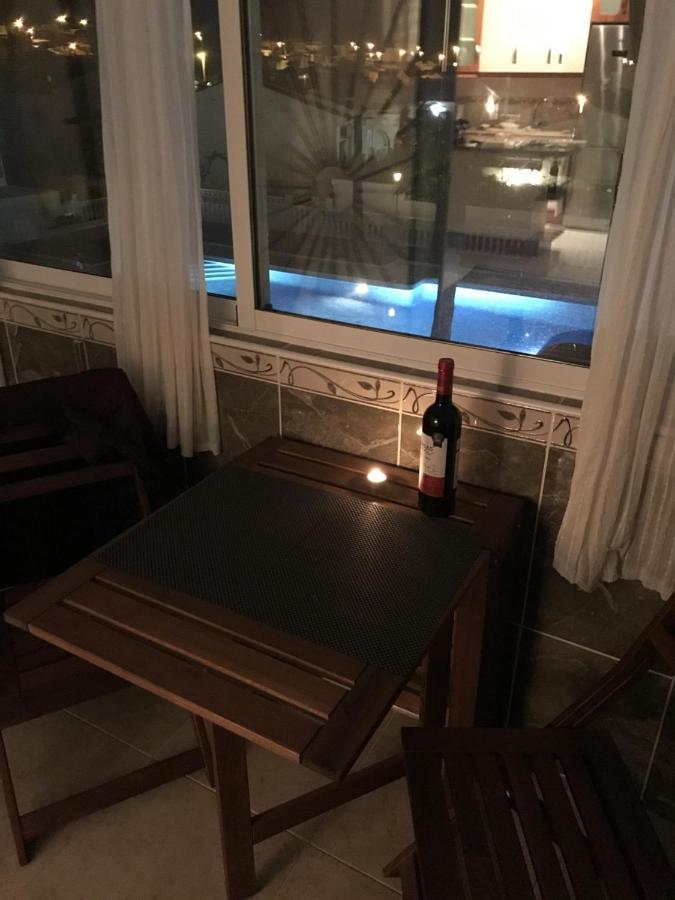 Casa Linda Apartment โรฮาเลส ภายนอก รูปภาพ