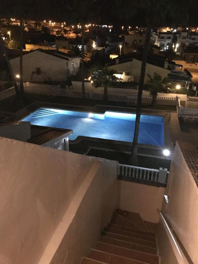 Casa Linda Apartment โรฮาเลส ภายนอก รูปภาพ