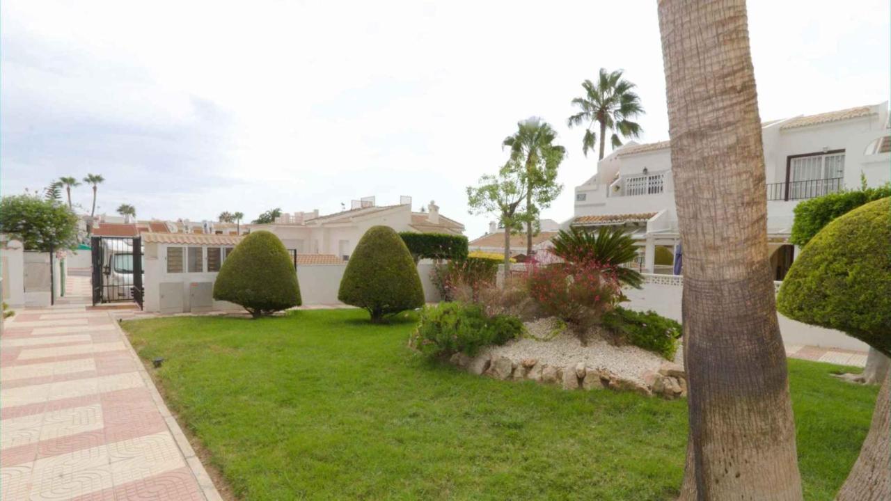 Casa Linda Apartment โรฮาเลส ภายนอก รูปภาพ