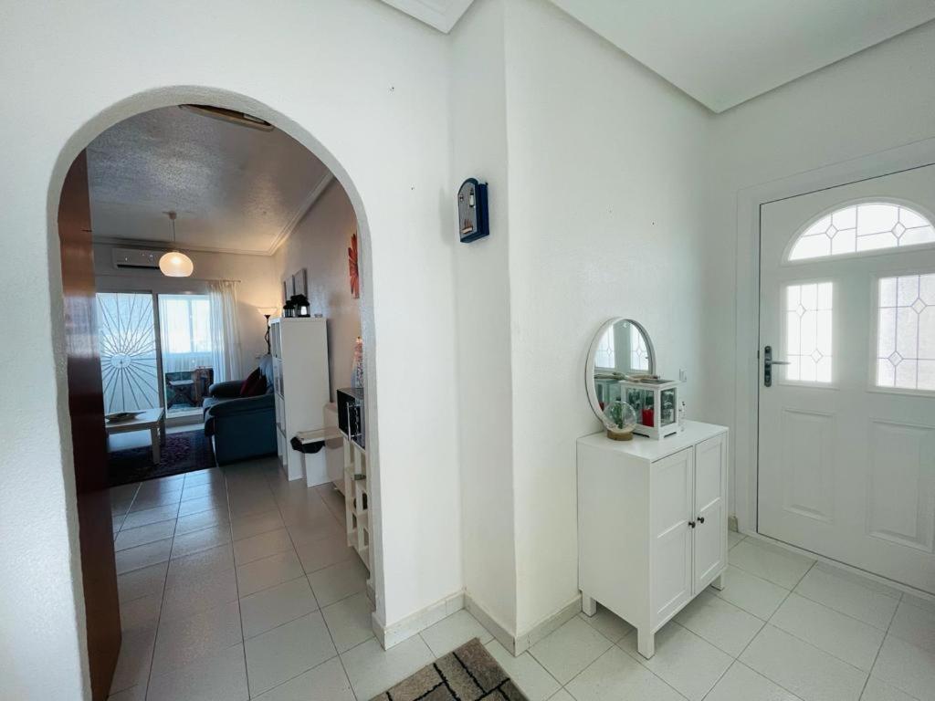 Casa Linda Apartment โรฮาเลส ภายนอก รูปภาพ