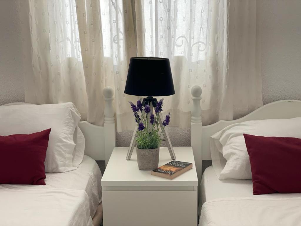 Casa Linda Apartment โรฮาเลส ภายนอก รูปภาพ